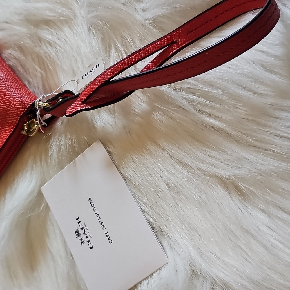 NWT Coach City Wristlet Pouch - Picture 6 of 11